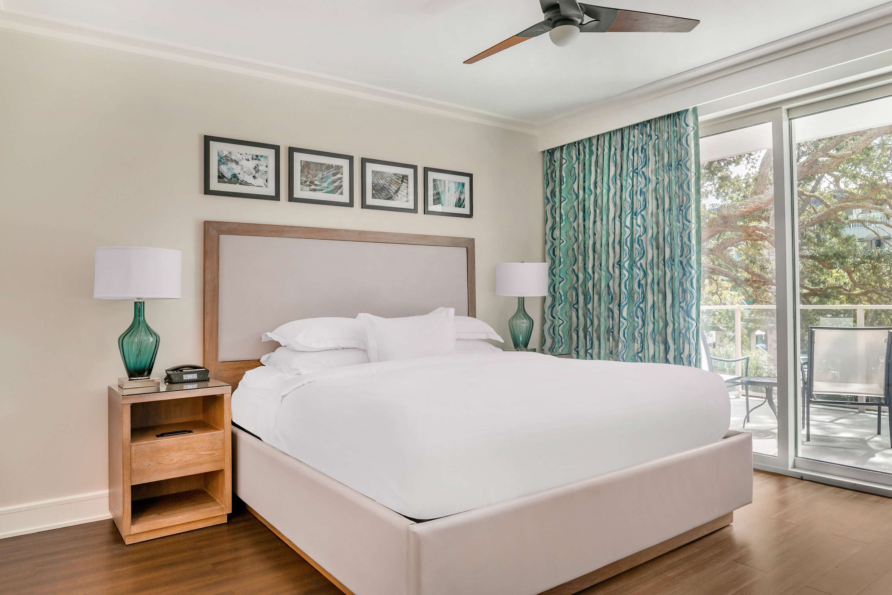 Guest room