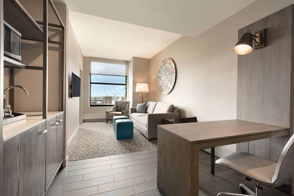  - Embassy Suites Downtown Minneapolis