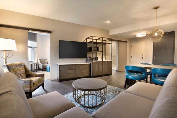  - Embassy Suites Downtown Minneapolis