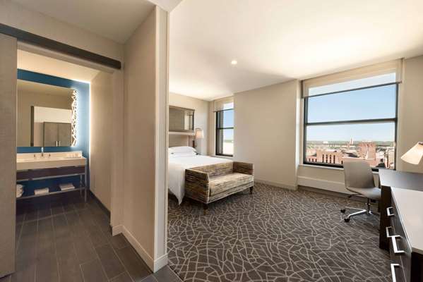  - Embassy Suites Downtown Minneapolis