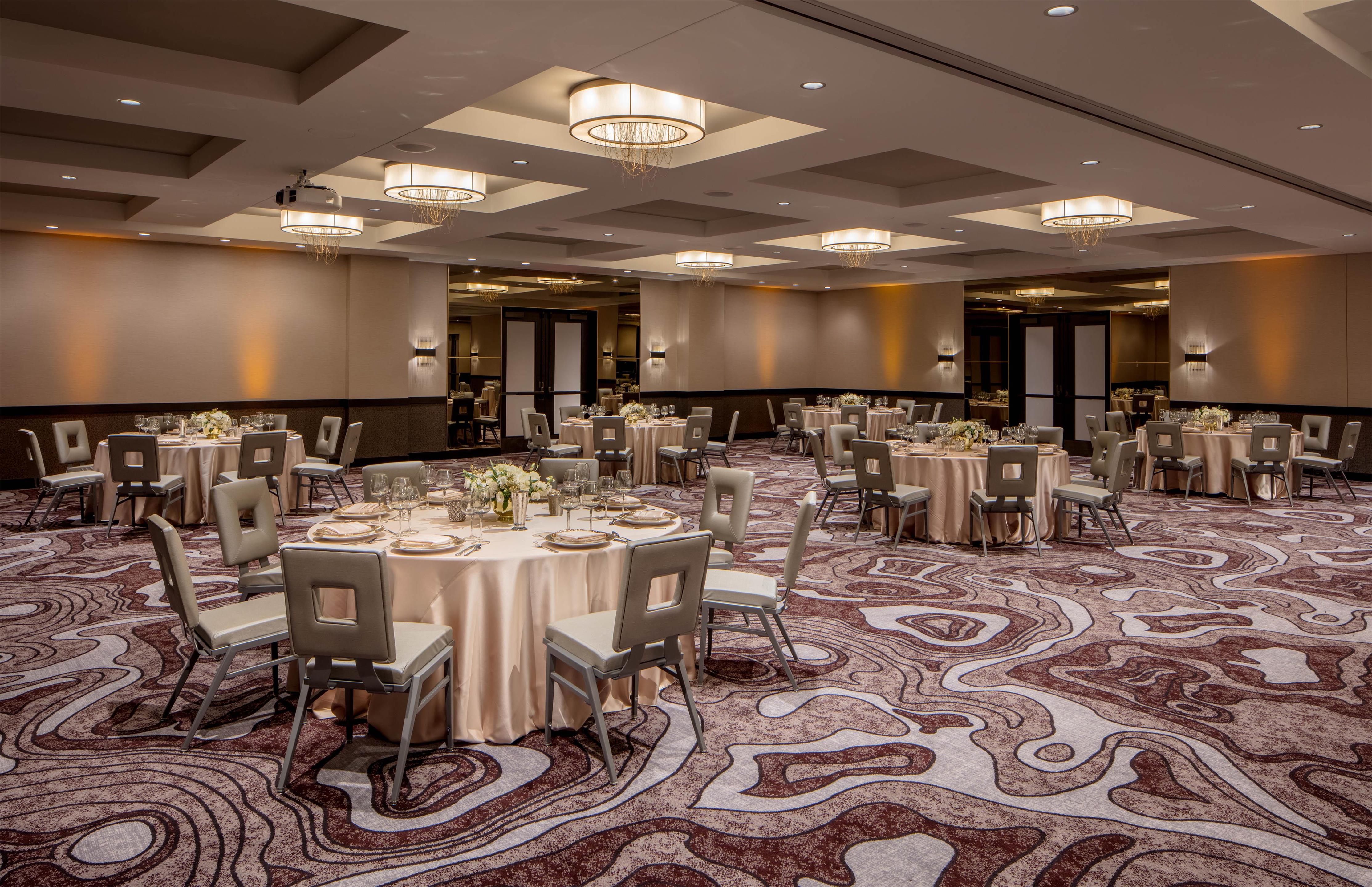 Meeting Room | Embassy Suites by Hilton Minneapolis Downtown