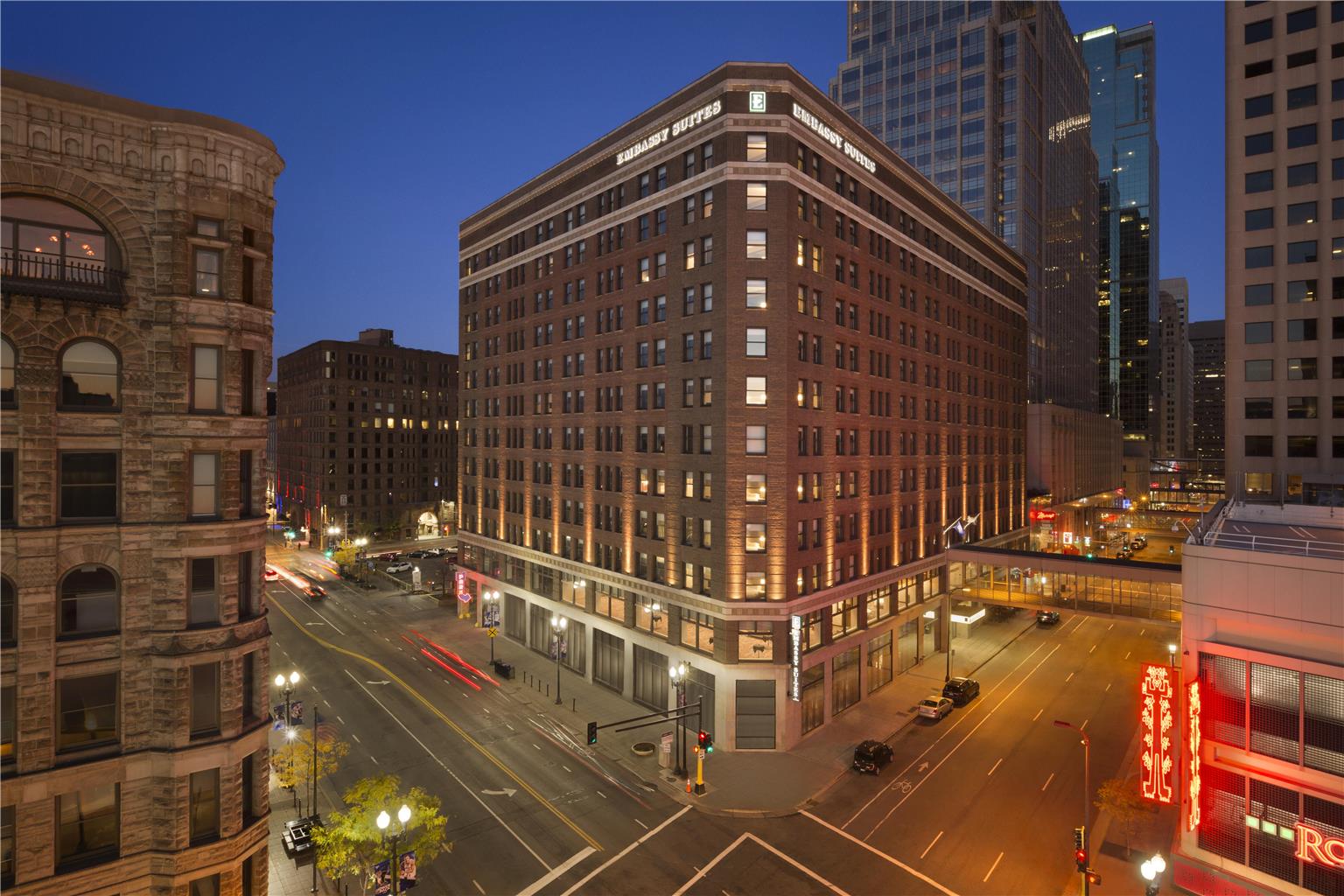 Embassy Suites Minneapolis Downtown