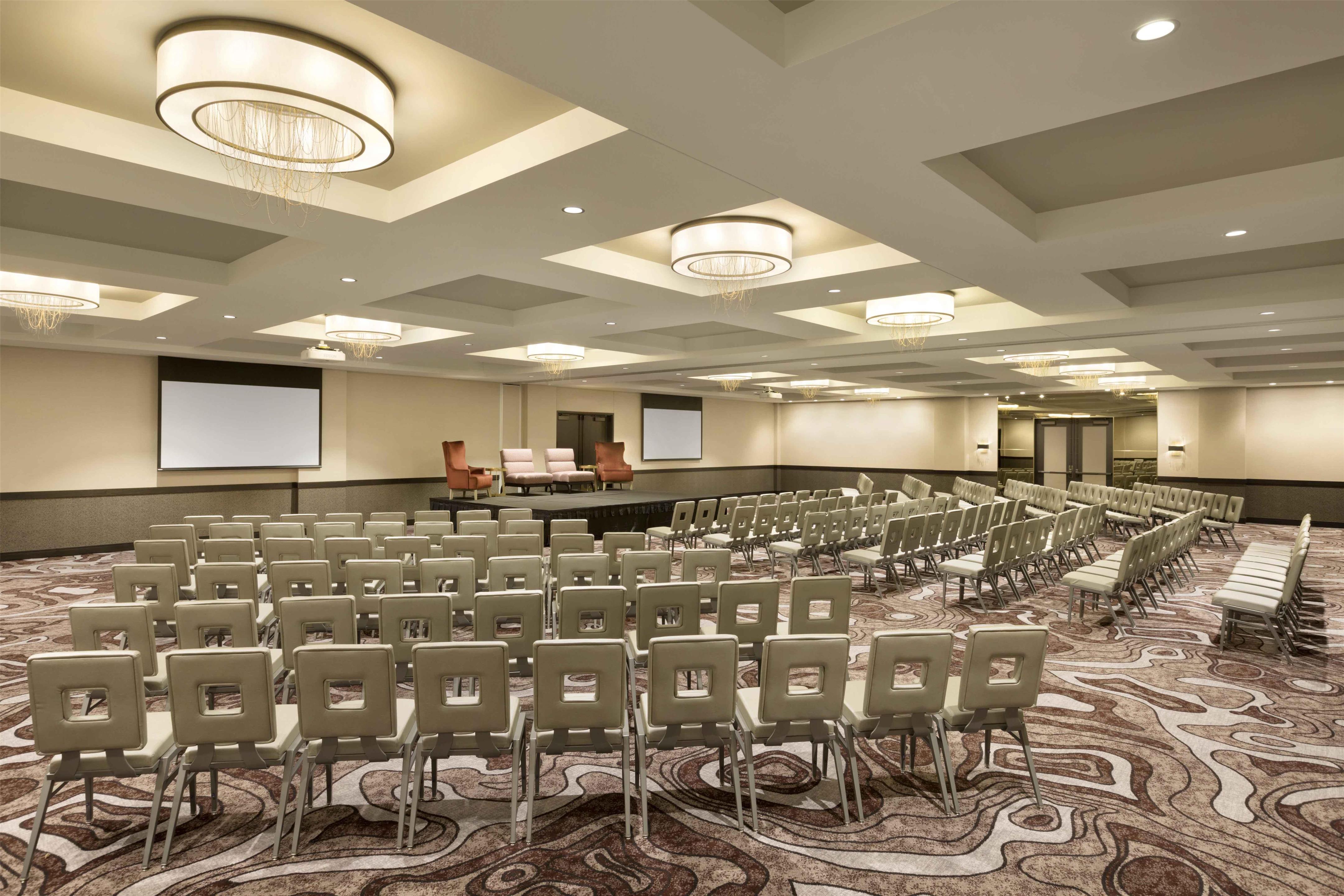 Meeting Room | Embassy Suites by Hilton Minneapolis Downtown