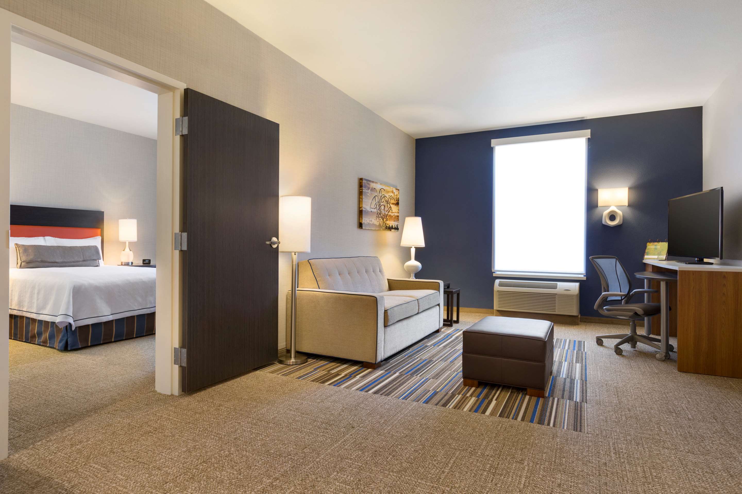 Guest room