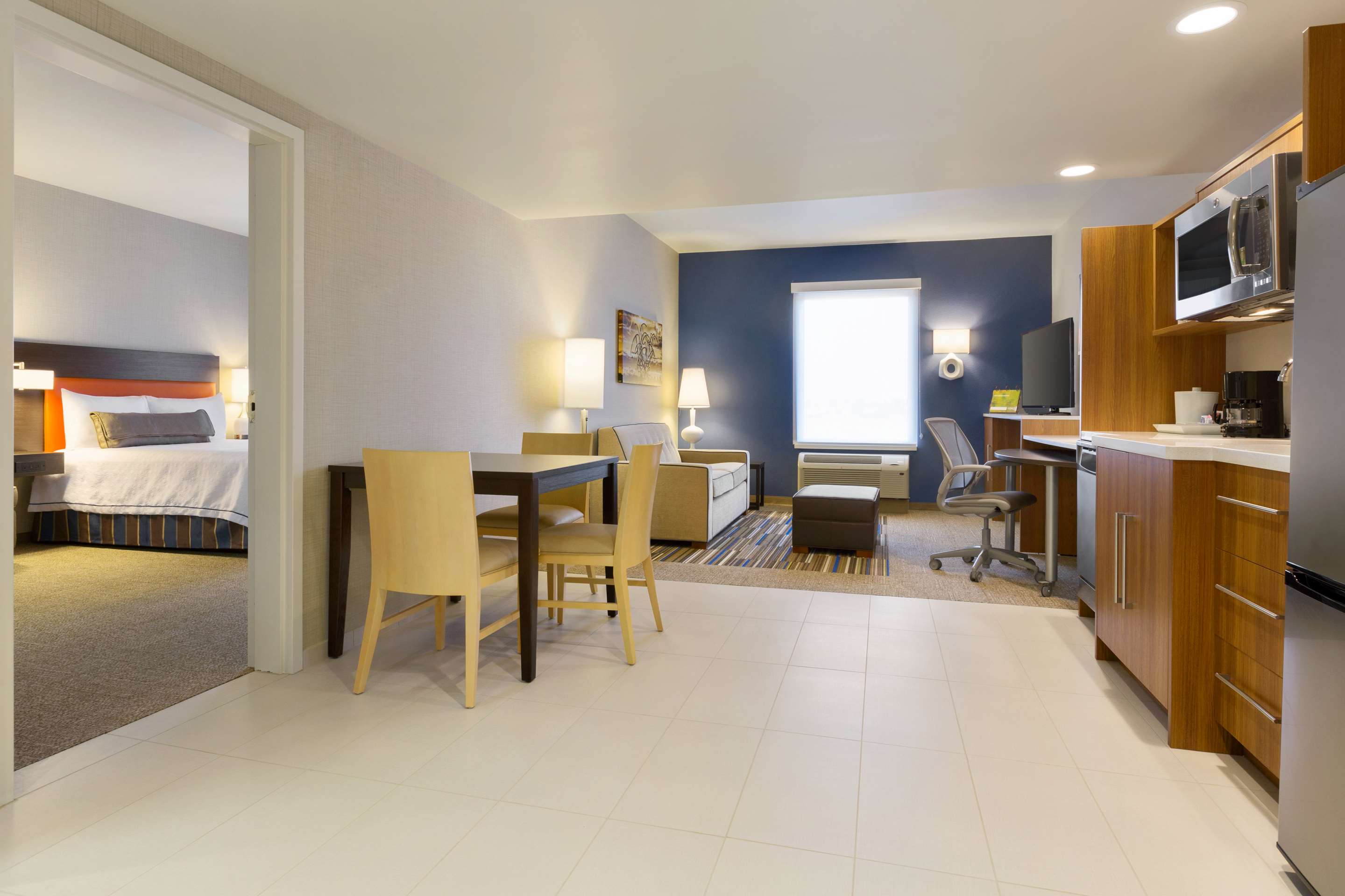 Guest room