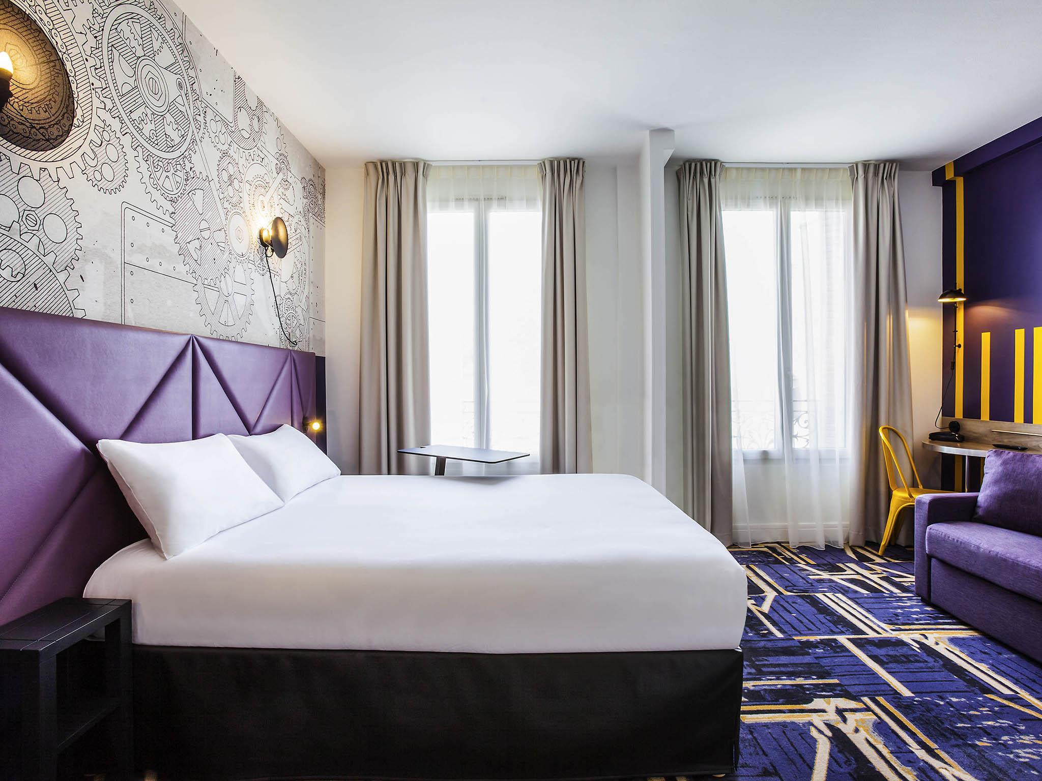 Hotel Ibis Styles Paris Mairie De Clichy Room Type - Standard Suite with 1 double bed and twin beds