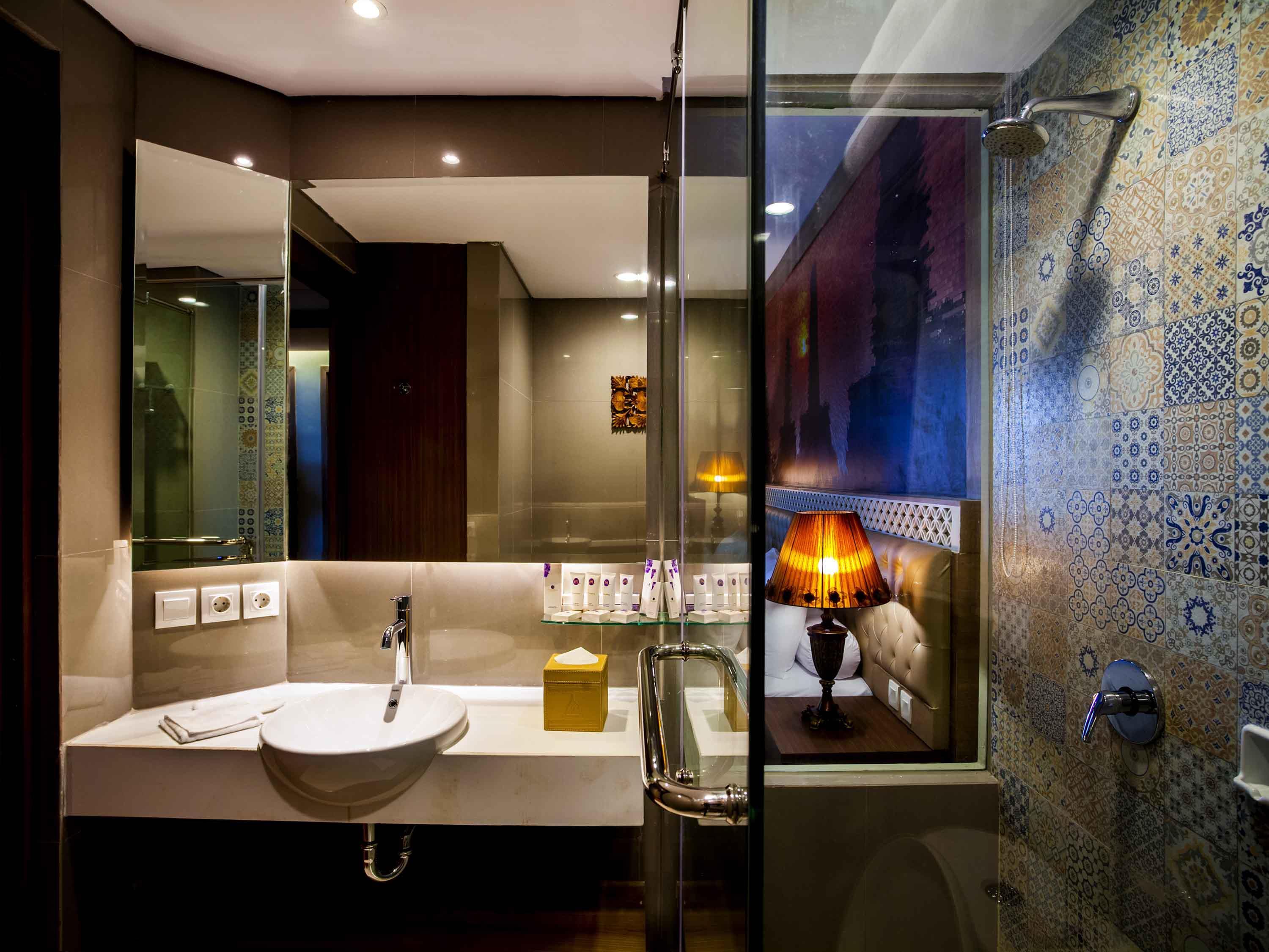 GRAND MERCURE YOGYAKARTA Room Type - Deluxe Room, Twin Beds