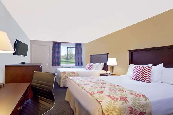  - Days Inn South Lakewood - I-5, Exit 127