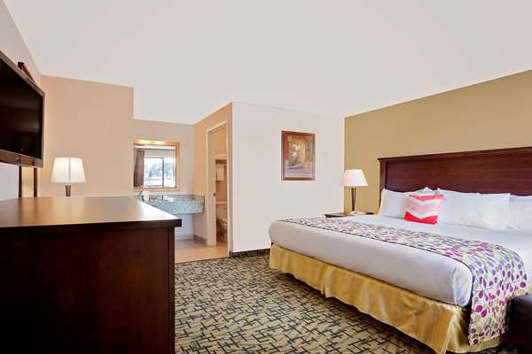  - Days Inn South Lakewood - I-5, Exit 127