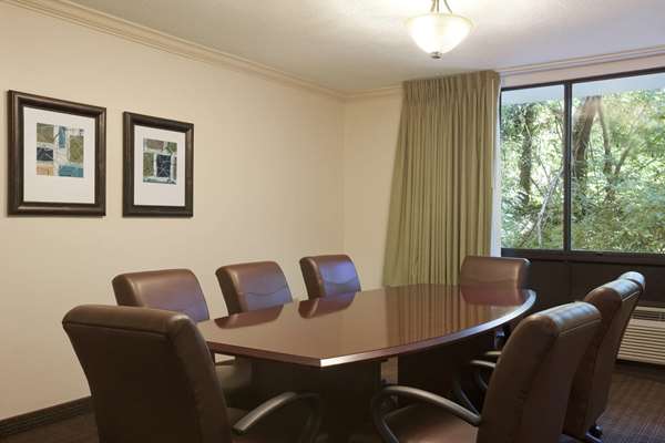  - Wyndham Garden Hotel Cheverly