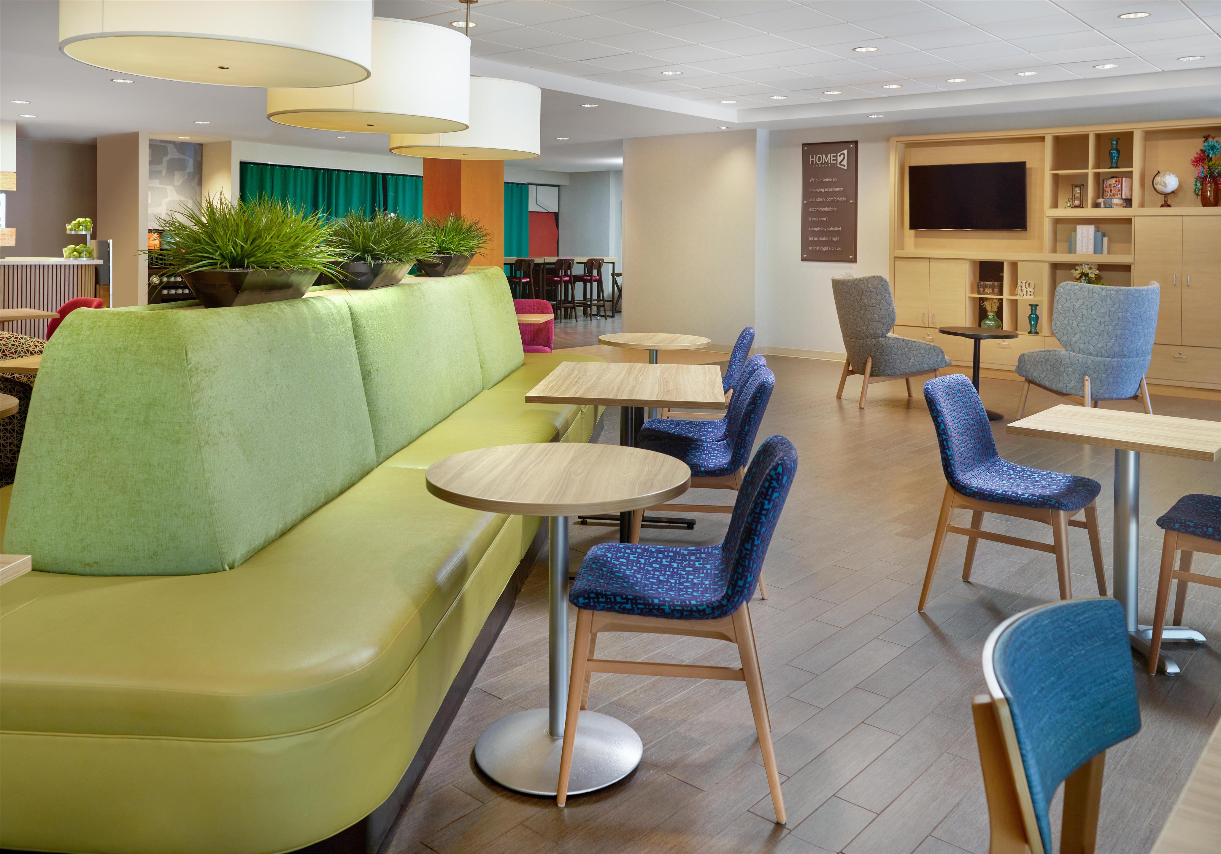 Lobby | Home2 Suites Newnan