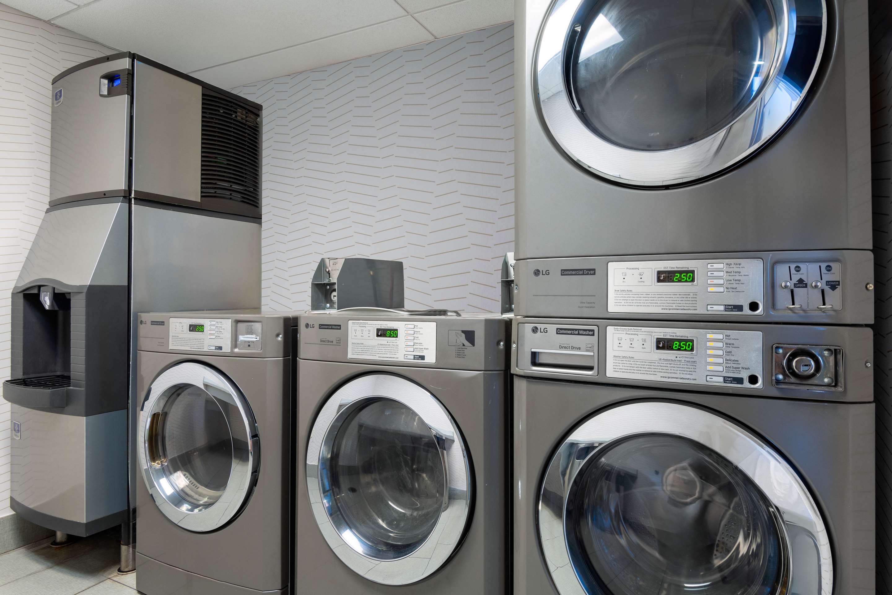 Laundry | Hampton Inn & Suites Clearwater Beach