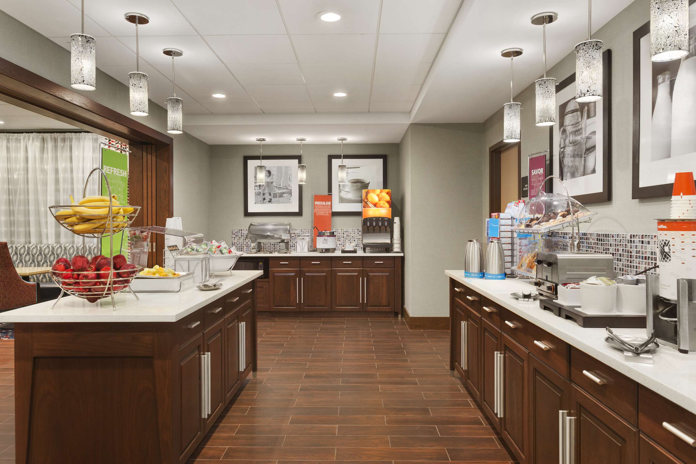 Restaurant | Hampton Inn Penn Yan
