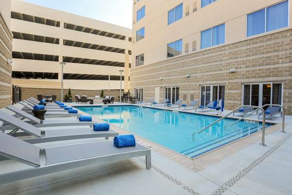 Pool - DoubleTree by Hilton Hotel Downtown Evansville