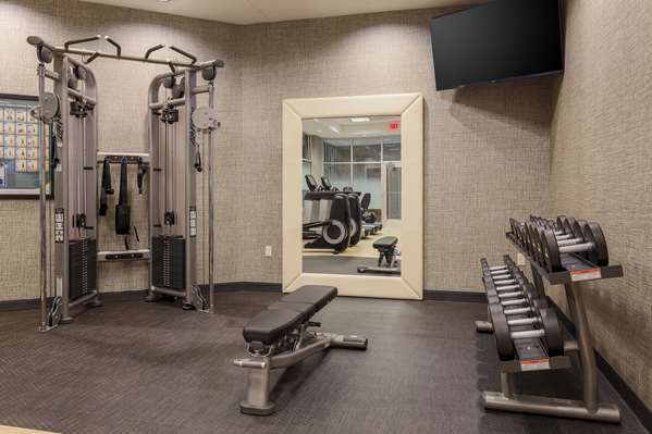 Fitness/ Exercise Room - DoubleTree by Hilton Hotel Downtown Evansville