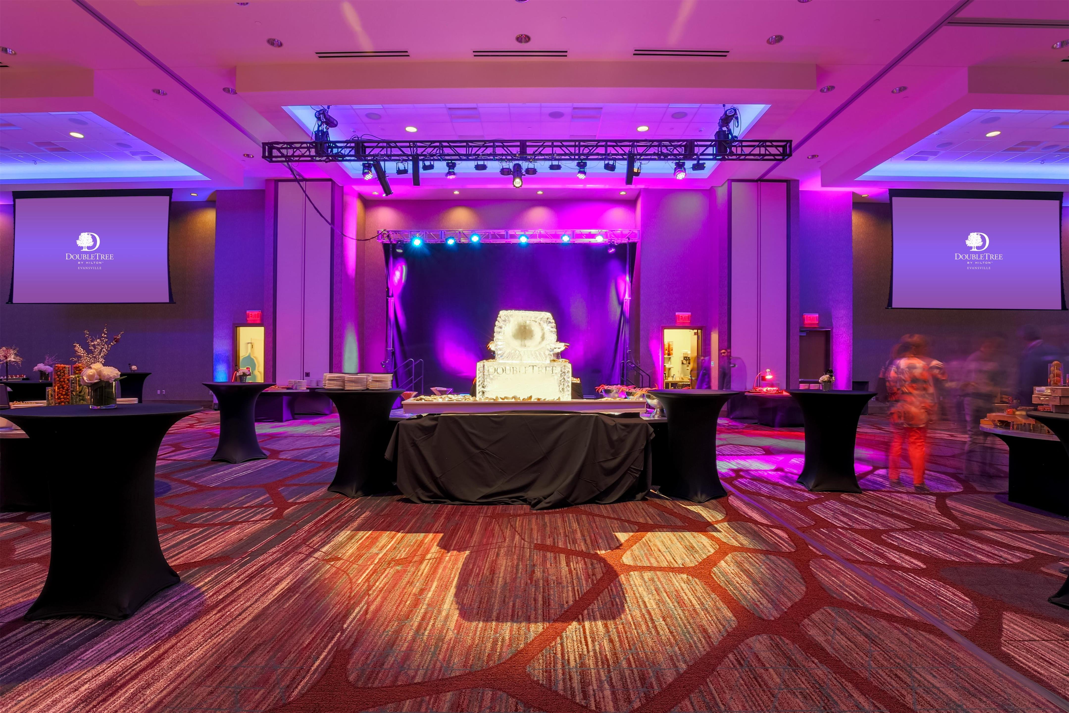 Meeting Room | DoubleTree by Hilton Evansville