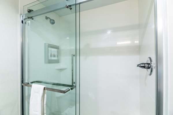  - Hampton Inn & Suites Northeast Oklahoma City - I-35 & I-44, Exit 137