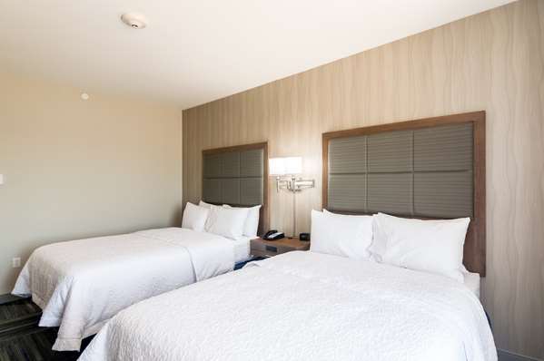  - Hampton Inn & Suites Northeast Oklahoma City - I-35 & I-44, Exit 137