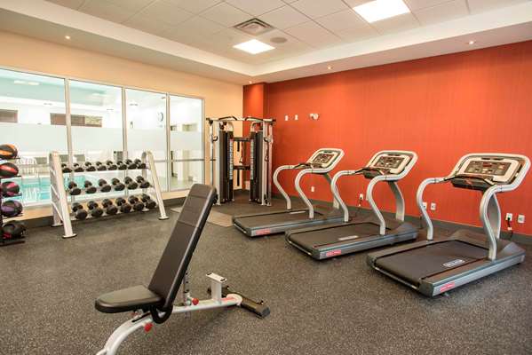 Fitness/ Exercise Room - Hampton Inn & Suites Thunder Bay