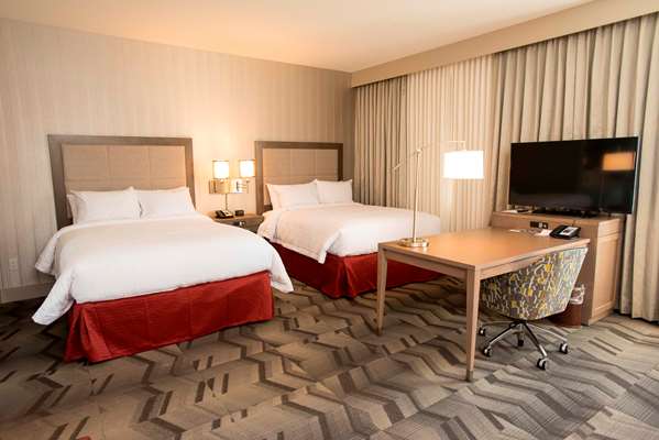  - Hampton Inn & Suites Thunder Bay