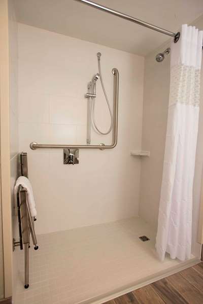  - Hampton Inn & Suites Thunder Bay