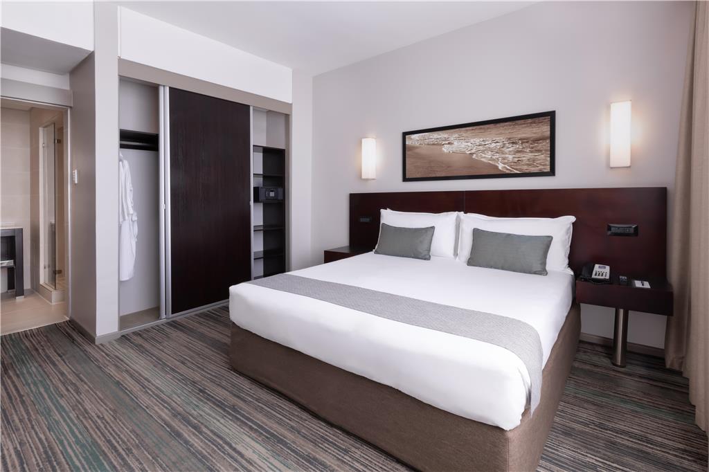 GARDEN COURT KINGS BEACH-guestroom-Guest Room,Suite,On-Site.jpg