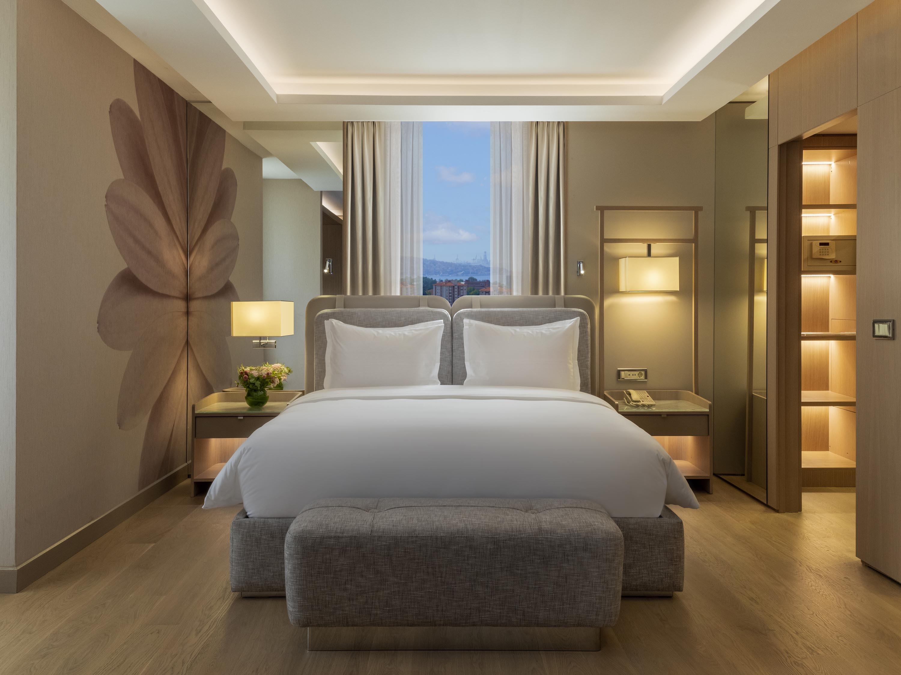 Mercure Istanbul The Plaza Bosphorus Room Type - Bosphorus Suit, 1 Double bed