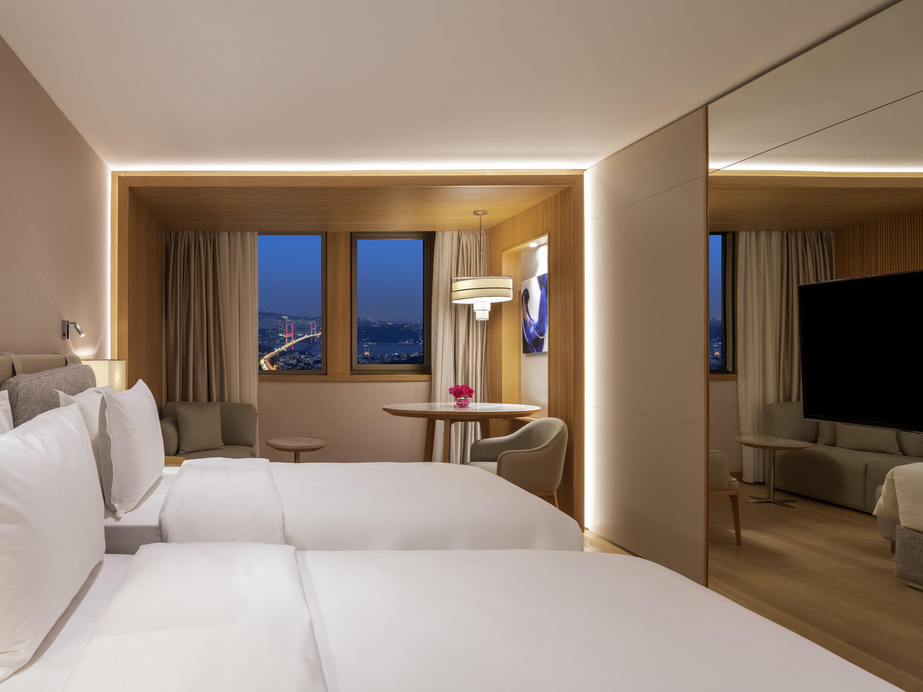Mercure Istanbul The Plaza Bosphorus Room Type - Deluxe City Twin Bed