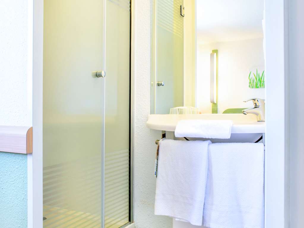 ibis budget Limoges Nord - Tap to explore photos