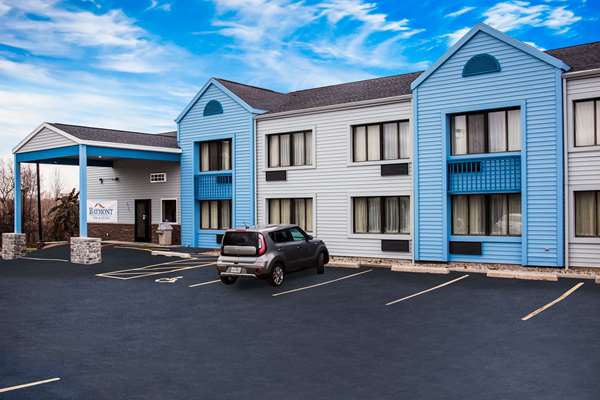 Exterior view - Baymont Inn & Suites Airport Appleton - I-41, Exit 137