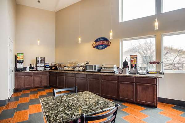  - Baymont Inn & Suites Airport Appleton - I-41, Exit 137