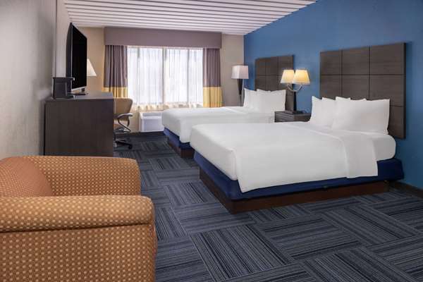  - Baymont Inn & Suites Airport Appleton - I-41, Exit 137