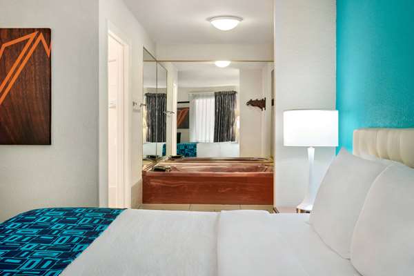 Suite - Howard Johnson Hotel Lookout Mountain Chattanooga - I-24, Exit 175