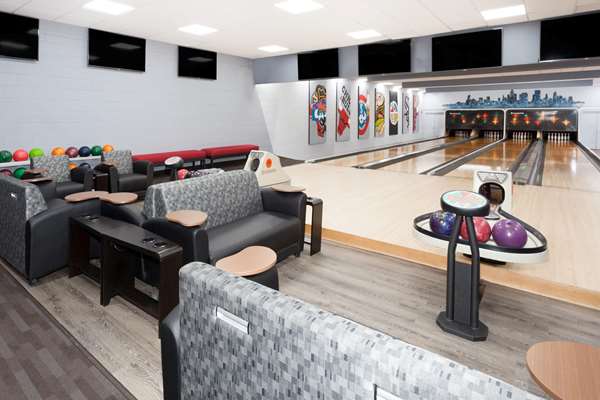  - Ramada Plaza Hotel Wheeling