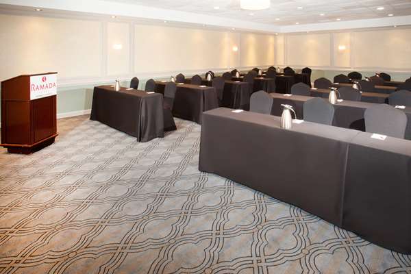  - Ramada Plaza Hotel Wheeling