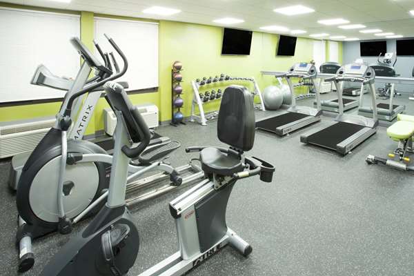 Fitness/ Exercise Room - Ramada Plaza Hotel Wheeling
