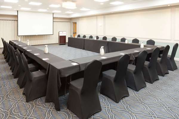  - Ramada Plaza Hotel Wheeling