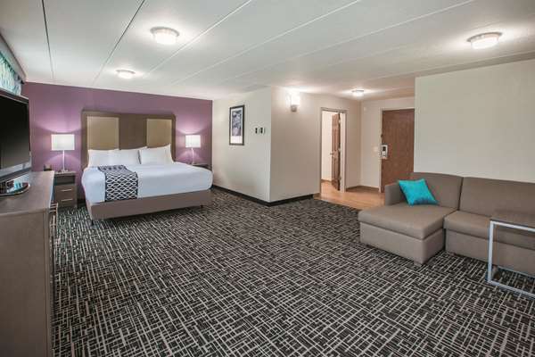 Suite - La Quinta Inn & Suites Sturbridge
