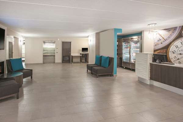  - La Quinta Inn & Suites Sturbridge