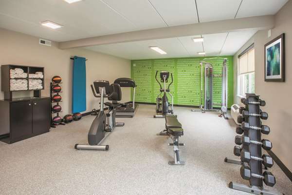 Fitness/ Exercise Room - La Quinta Inn & Suites Sturbridge