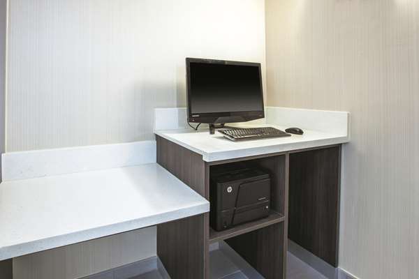 Conference Area - La Quinta Inn & Suites Sturbridge