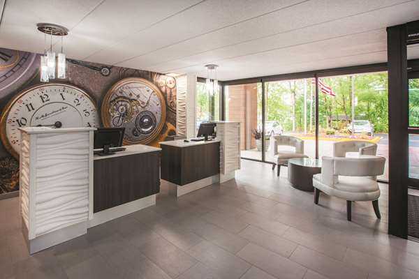  - La Quinta Inn & Suites Sturbridge