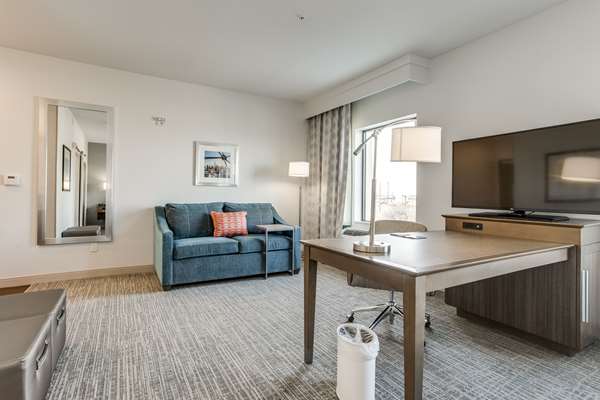  - Hampton Inn & Suites Dallas Central Expressway Dallas