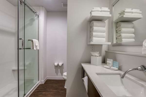  - Hampton Inn & Suites Dallas Central Expressway Dallas