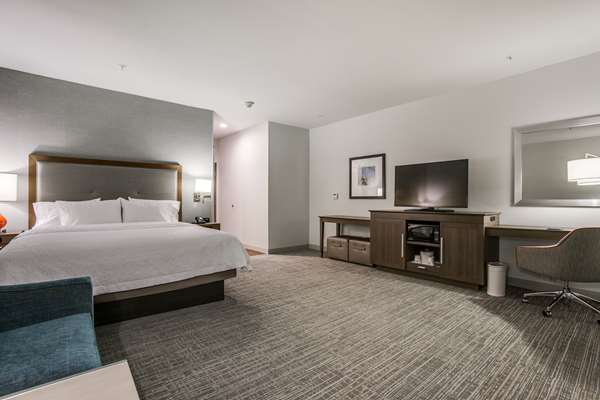  - Hampton Inn & Suites Dallas Central Expressway Dallas