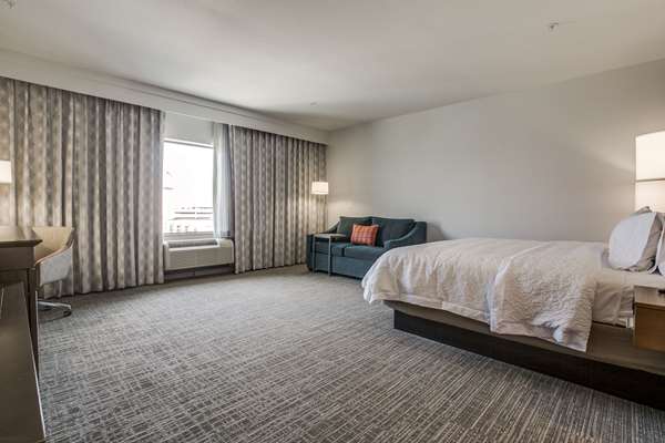  - Hampton Inn & Suites Dallas Central Expressway Dallas