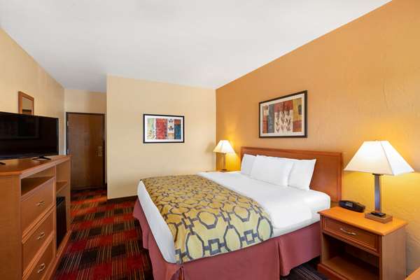  - Baymont Inn & Suites Spearfish - I-90, Exit 14