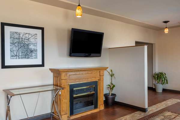  - Baymont Inn & Suites Spearfish - I-90, Exit 14