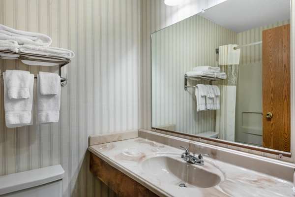  - Baymont Inn & Suites Spearfish - I-90, Exit 14