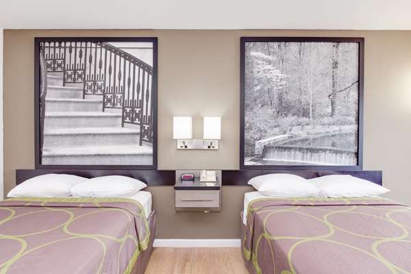  - Super 8 Motel Dalton - I-75, Exit 333